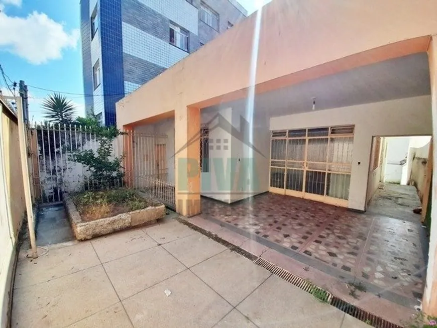 Foto 1 de Casa com 4 Quartos à venda, 222m² em Caiçaras, Belo Horizonte