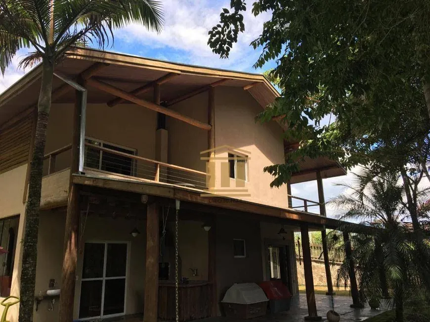 Foto 1 de Fazenda/Sítio com 2 Quartos à venda, 300m² em Vila São Geraldo, São José dos Campos