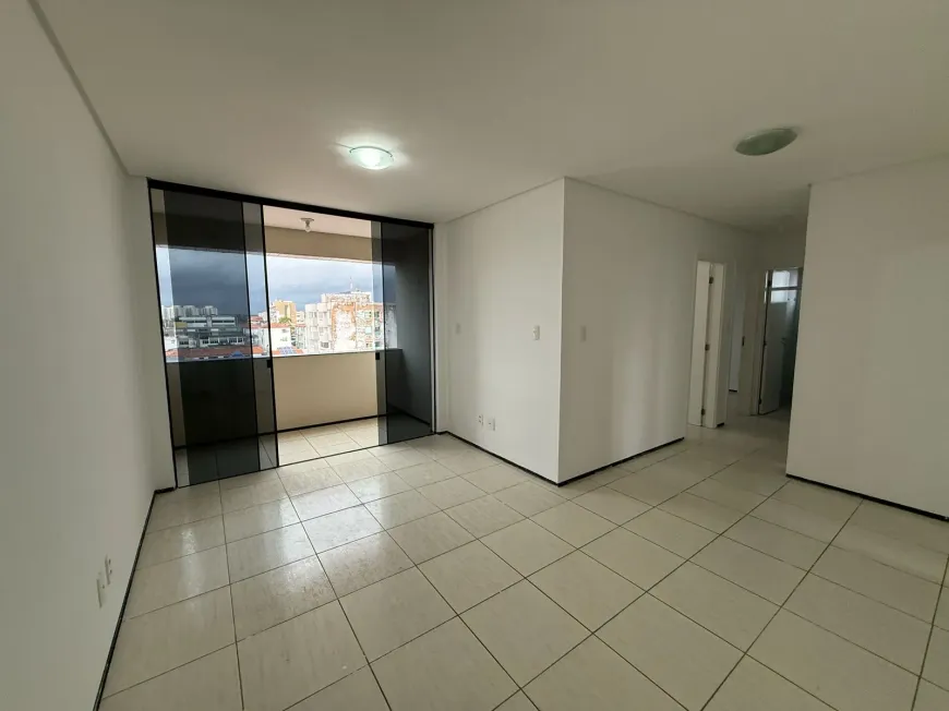 Foto 1 de Apartamento com 3 Quartos para alugar, 74m² em Renascença, São Luís