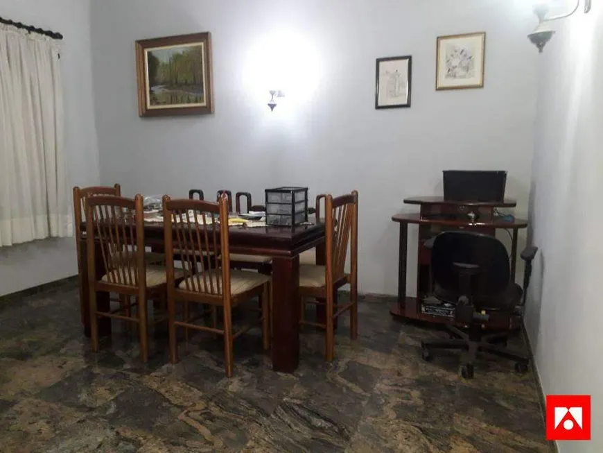 Foto 1 de Casa com 3 Quartos à venda, 196m² em Vila Rehder, Americana