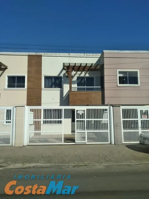 Foto 1 de Sobrado com 3 Quartos à venda, 127m² em Centro, Tramandaí