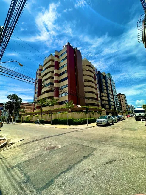 Foto 1 de Apartamento com 3 Quartos à venda, 163m² em Jatiúca, Maceió