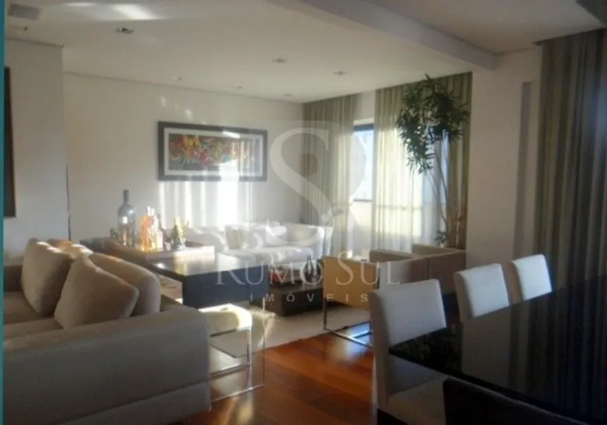 Foto 1 de Apartamento com 3 Quartos à venda, 135m² em Brooklin, São Paulo
