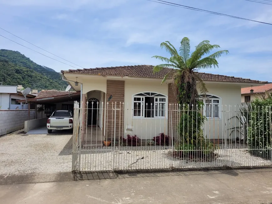Foto 1 de Casa com 3 Quartos à venda, 950m² em Baiano, Urubici