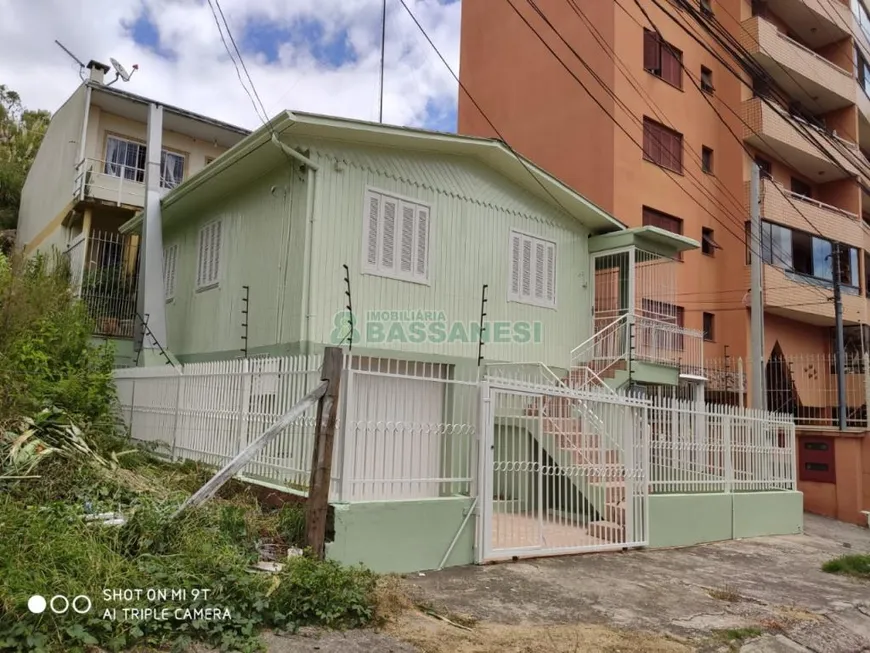 Foto 1 de Casa com 3 Quartos à venda, 111m² em Medianeira, Caxias do Sul