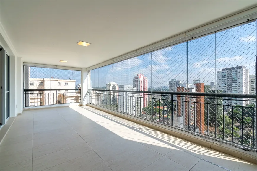 Foto 1 de Apartamento com 4 Quartos à venda, 202m² em Vila Mascote, São Paulo