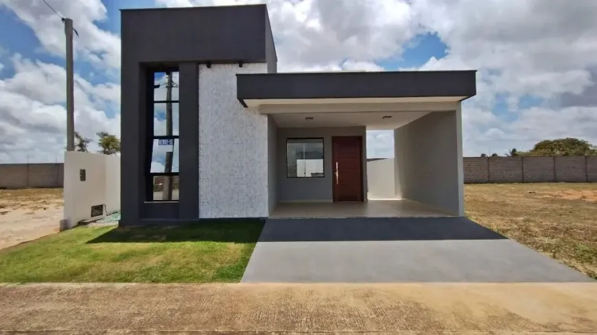 Foto 1 de Casa de Condomínio com 3 Quartos à venda, 131m² em Cajupiranga, Parnamirim