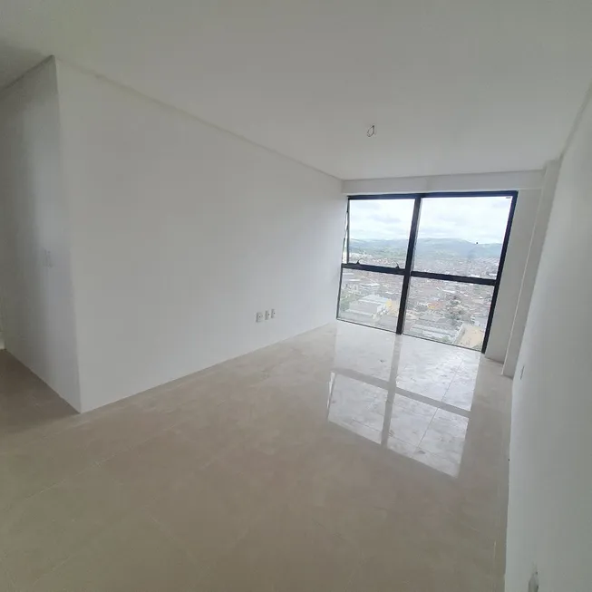 Foto 1 de Apartamento com 2 Quartos à venda, 60m² em Universitario, Caruaru