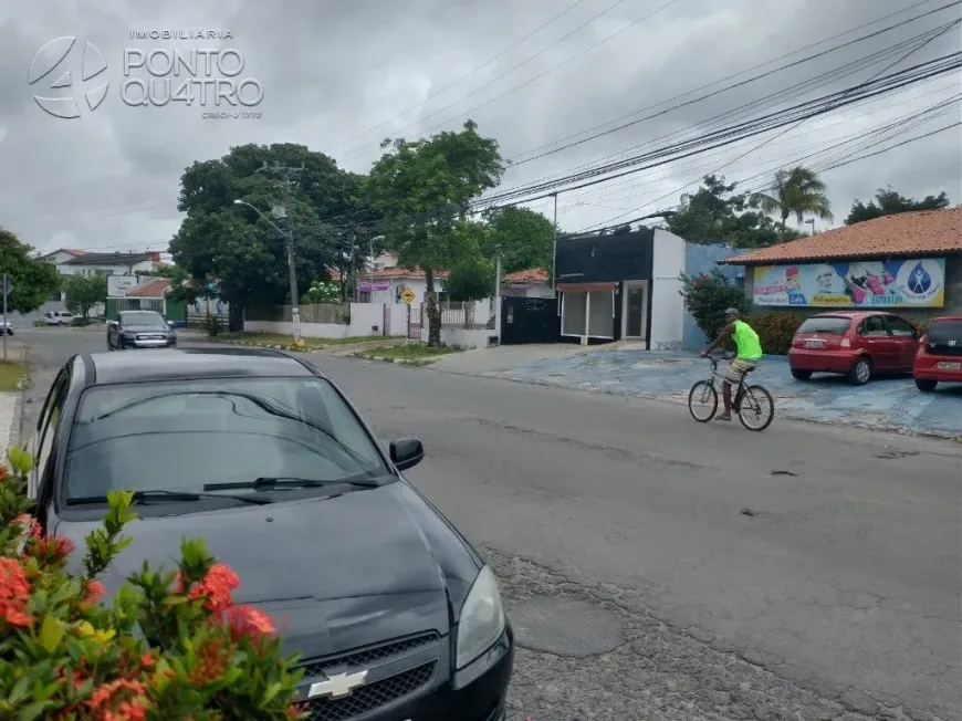 Foto 1 de Casa com 5 Quartos para venda ou aluguel, 217m² em Vilas do Atlantico, Lauro de Freitas