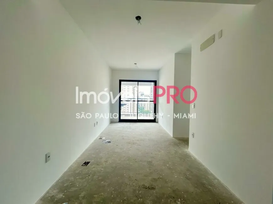 Foto 1 de Apartamento com 2 Quartos à venda, 54m² em Moema, São Paulo