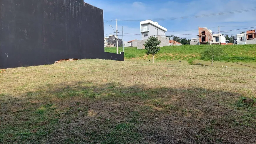 Foto 1 de Lote/Terreno à venda, 135m² em Lajeado, Cotia