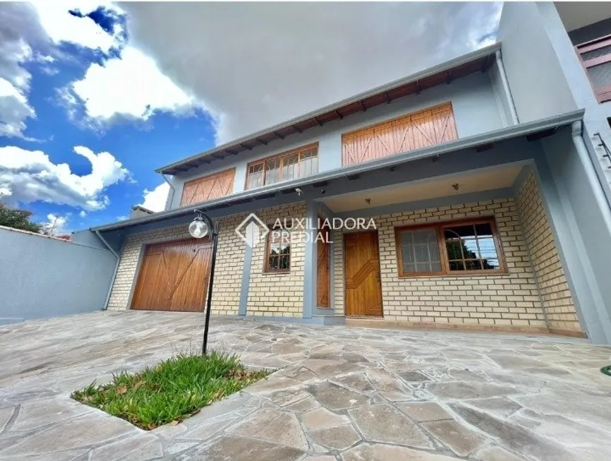 Foto 1 de Casa com 3 Quartos à venda, 230m² em São José, Canoas