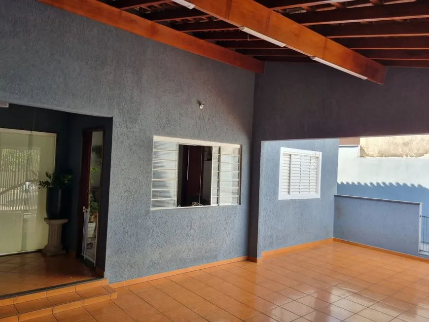 Foto 1 de Casa com 3 Quartos à venda, 150m² em Adelino Simioni, Ribeirão Preto