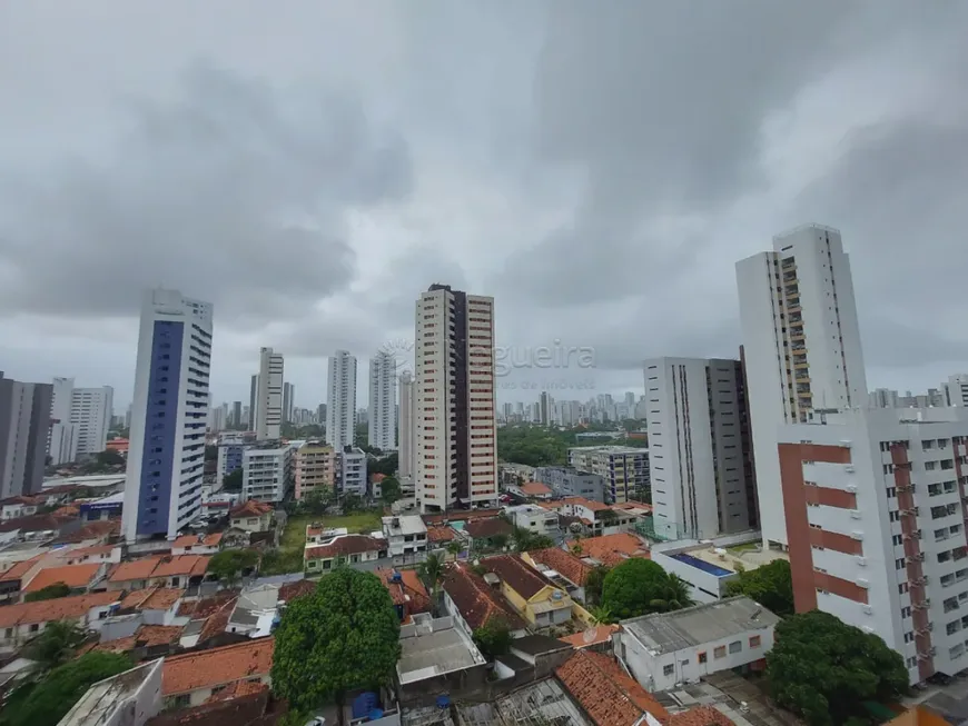 Foto 1 de Cobertura com 4 Quartos à venda, 340m² em Madalena, Recife