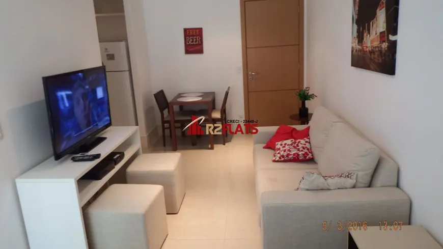 Foto 1 de Flat com 1 Quarto para alugar, 38m² em Itaim Bibi, São Paulo