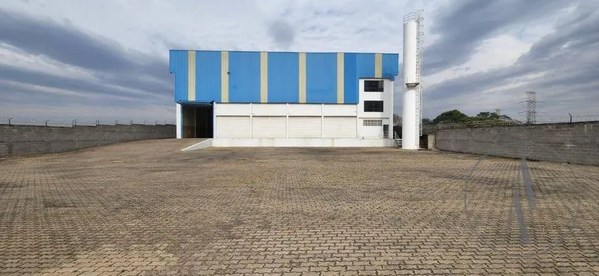 Foto 1 de Galpão/Depósito/Armazém para alugar, 3600m² em Cajuru do Sul, Sorocaba