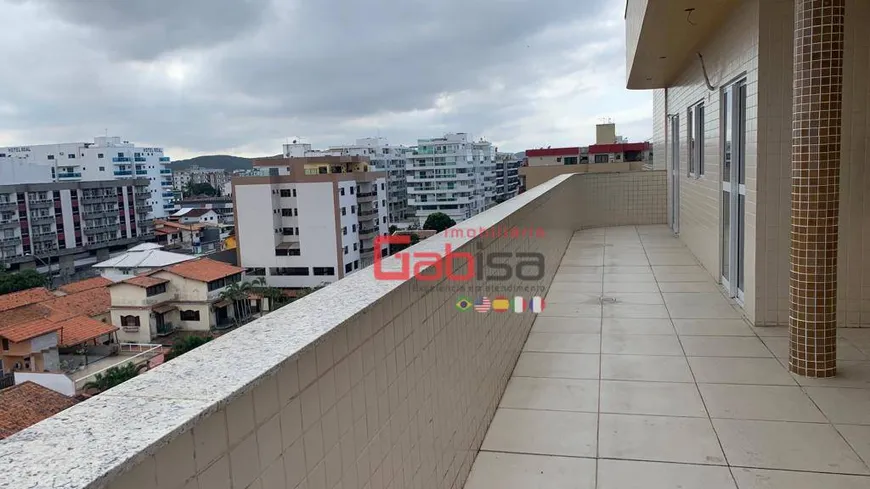 Foto 1 de Cobertura com 2 Quartos à venda, 150m² em Braga, Cabo Frio