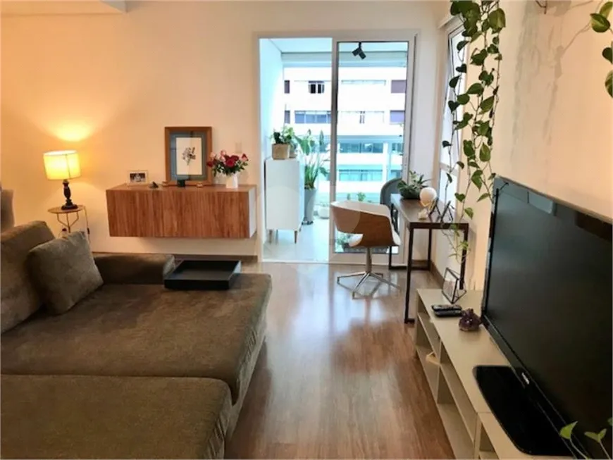 Foto 1 de Apartamento com 2 Quartos à venda, 81m² em Santa Cecília, São Paulo