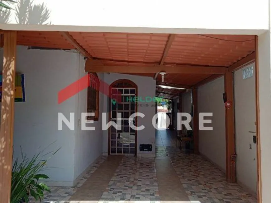 Foto 1 de Casa com 2 Quartos à venda, 147m² em Santa Fé, Betim