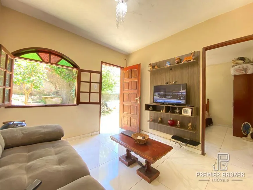 Foto 1 de Casa com 3 Quartos à venda, 200m² em Barra do Imbuí, Teresópolis