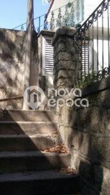 Foto 1 de Casa com 7 Quartos à venda, 726m² em Quintino Bocaiúva, Rio de Janeiro