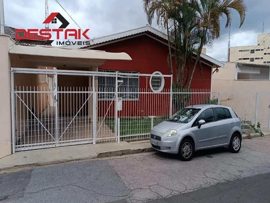 Foto 1 de Casa com 3 Quartos à venda, 306m² em Jardim Morumbi, Jundiaí