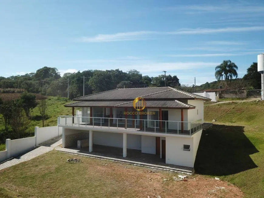 Foto 1 de Fazenda/Sítio com 3 Quartos à venda, 360m² em Centro, Piedade