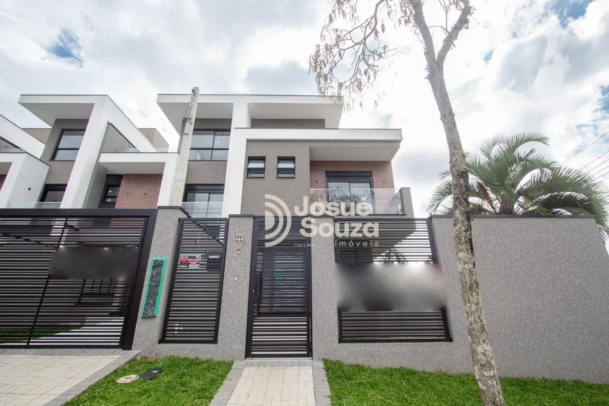 Foto 1 de Casa de Condomínio com 3 Quartos à venda, 238m² em Jardim das Américas, Curitiba