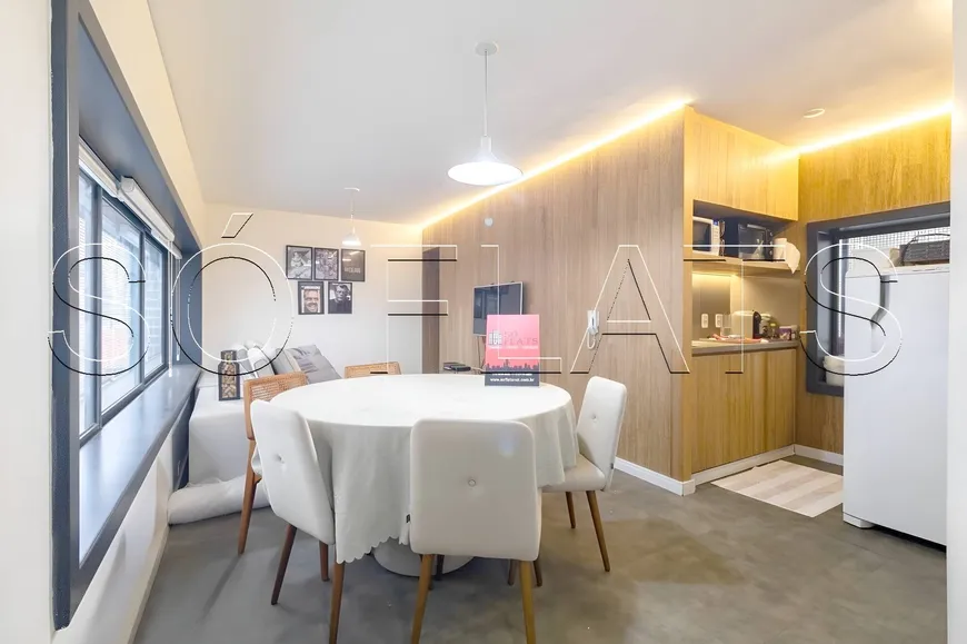 Foto 1 de Apartamento com 2 Quartos à venda, 70m² em Cerqueira César, São Paulo
