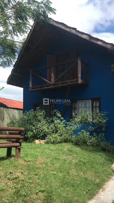 Foto 1 de Casa com 3 Quartos à venda, 110m² em Guarda do Embaú, Palhoça