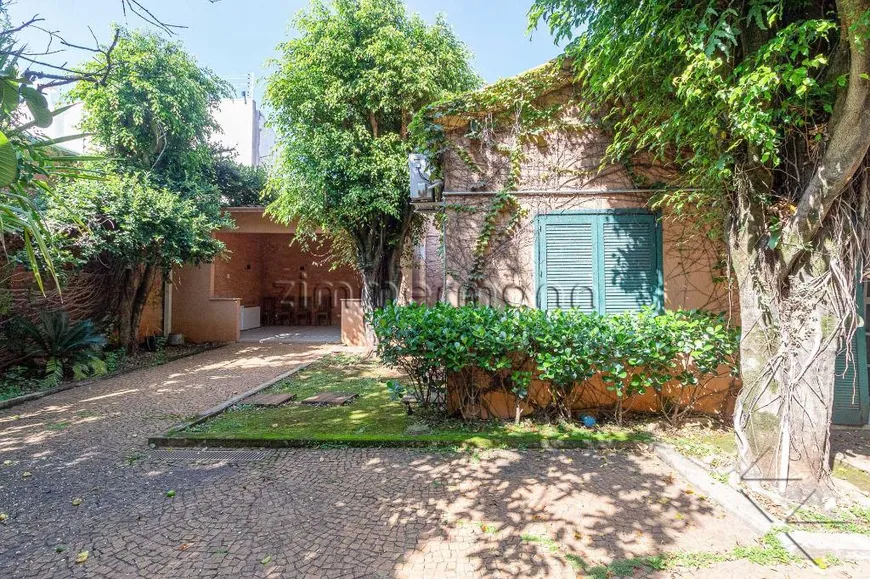 Foto 1 de Casa com 3 Quartos à venda, 300m² em Jardim Paulista, São Paulo