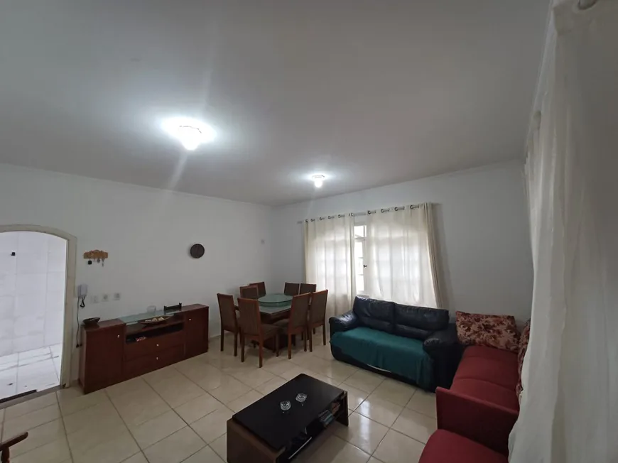 Foto 1 de Casa com 3 Quartos à venda, 250m² em Balneário Maracanã, Praia Grande