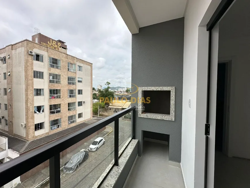 Foto 1 de Apartamento com 2 Quartos à venda, 75m² em Centro, Camboriú