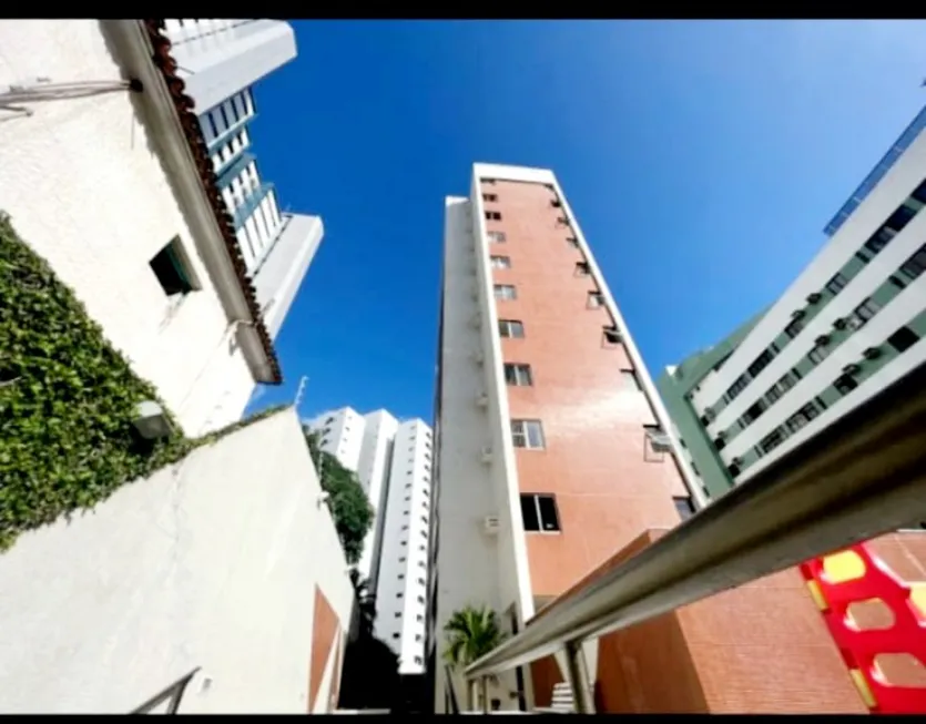 Foto 1 de Apartamento com 3 Quartos à venda, 78m² em Aflitos, Recife