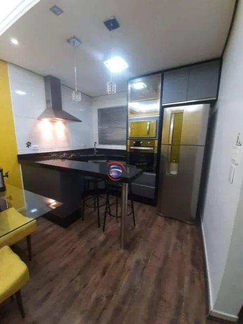 Foto 1 de Sobrado com 2 Quartos à venda, 78m² em Vila Luzita, Santo André