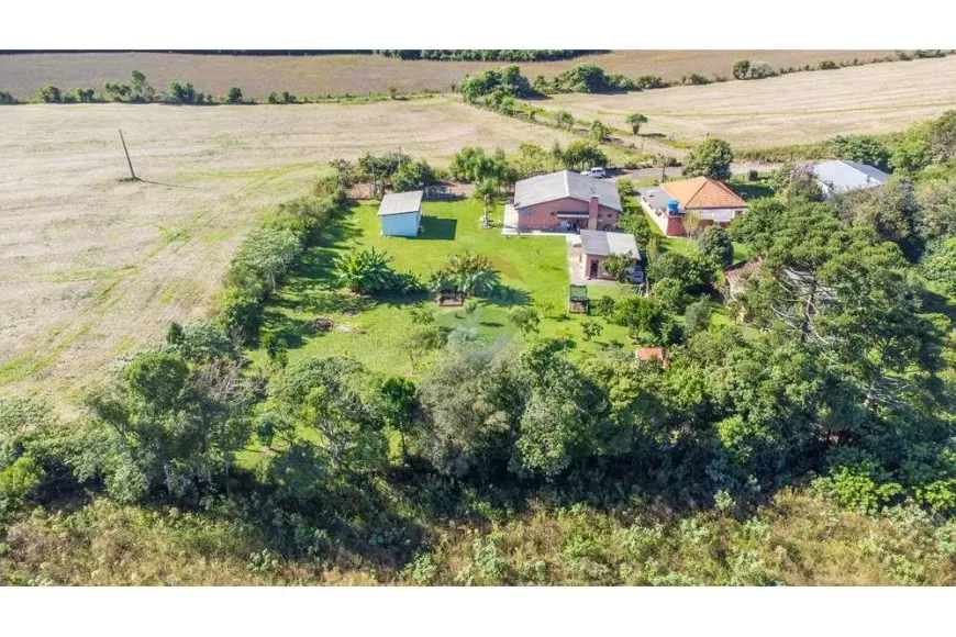 Foto 1 de Fazenda/Sítio com 3 Quartos à venda, 364m² em , Itaara