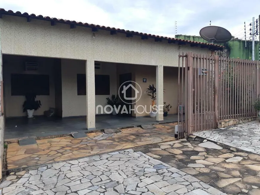 Foto 1 de Casa com 2 Quartos à venda, 170m² em CPA III, Cuiabá