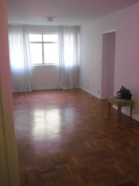 Foto 1 de Apartamento com 2 Quartos para alugar, 95m² em Santa Cecília, São Paulo
