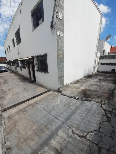 Foto 1 de Casa com 2 Quartos à venda, 58m² em Rio Branco, Belo Horizonte