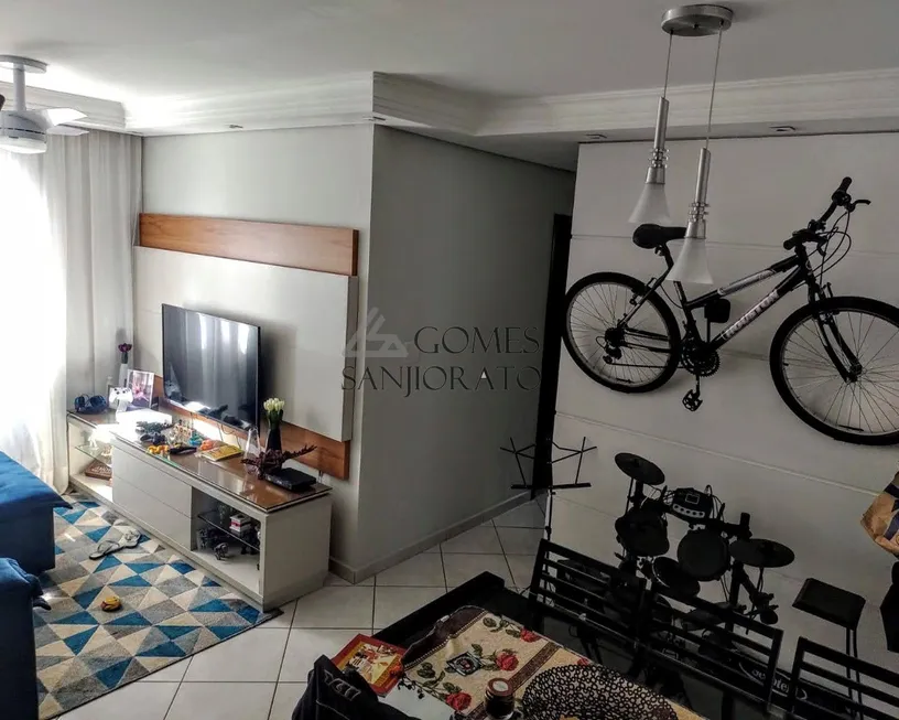 Foto 1 de Apartamento com 2 Quartos à venda, 52m² em Parque São Vicente, Mauá