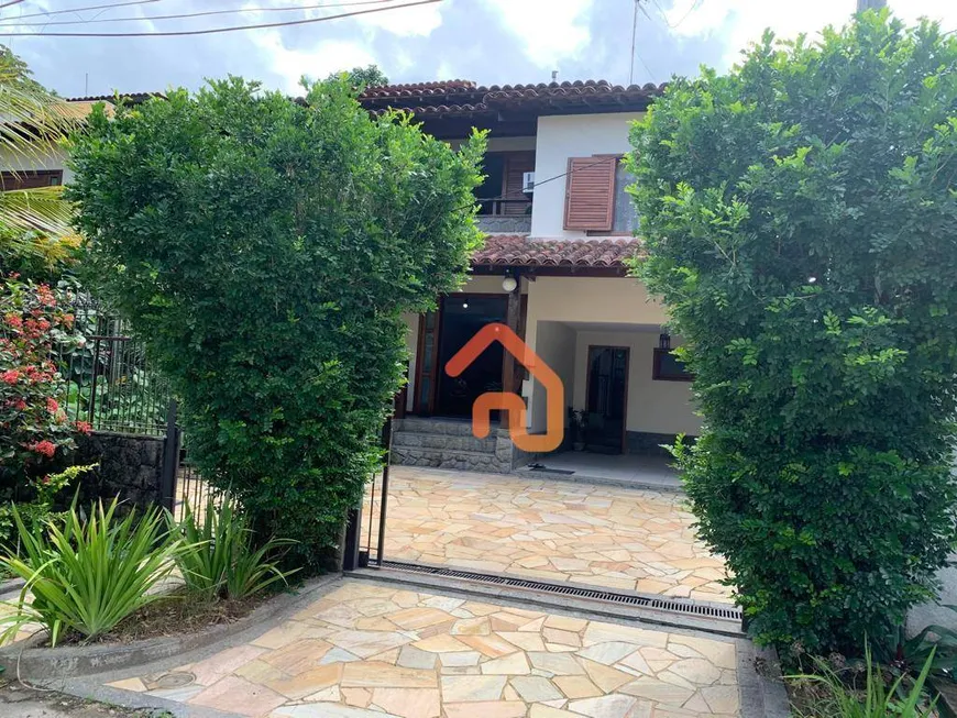 Foto 1 de Casa com 4 Quartos à venda, 176m² em Itacoatiara, Niterói