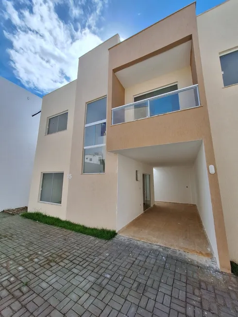 Foto 1 de Casa com 3 Quartos para venda ou aluguel, 110m² em Vila Praiana, Lauro de Freitas