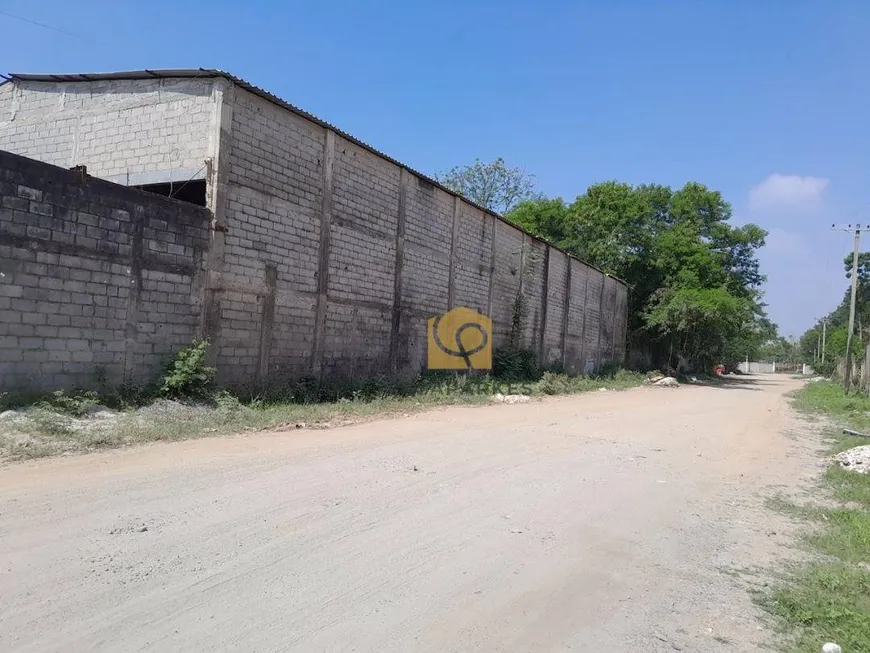 Foto 1 de Lote/Terreno à venda, 18847m² em Jardim Gramacho, Duque de Caxias