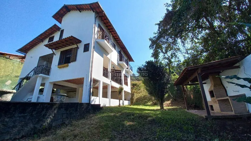 Foto 1 de Casa com 4 Quartos à venda, 320m² em Maria Paula, São Gonçalo