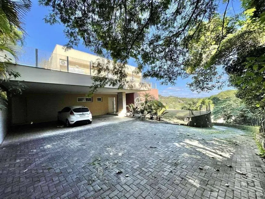 Foto 1 de Casa de Condomínio com 4 Quartos para venda ou aluguel, 494m² em Granja Viana, Carapicuíba