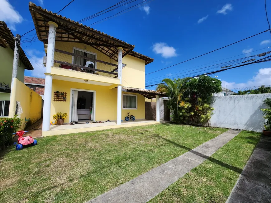 Foto 1 de Casa de Condomínio com 4 Quartos à venda, 250m² em Buraquinho, Lauro de Freitas