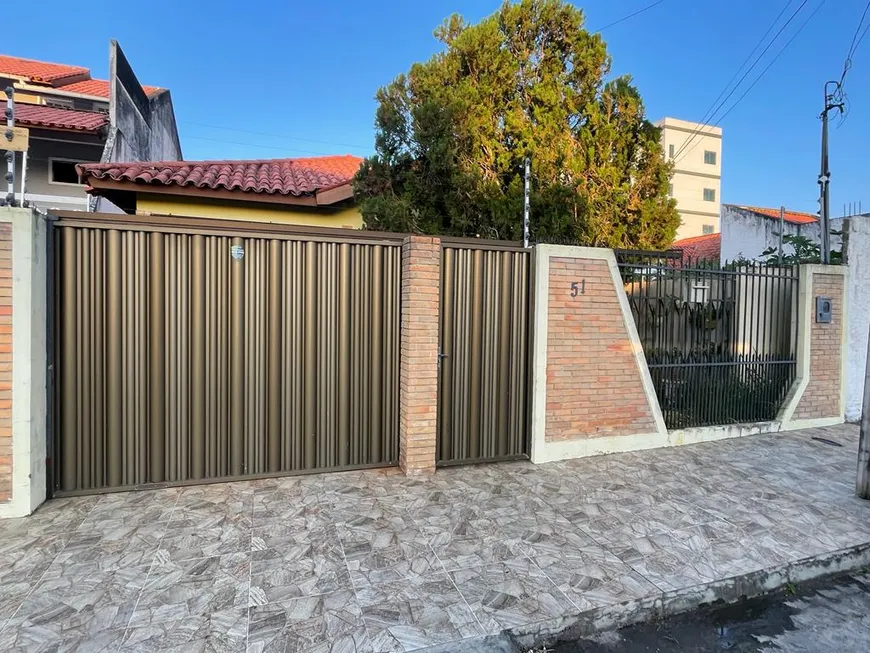 Foto 1 de Casa com 3 Quartos à venda, 144m² em Catole, Campina Grande