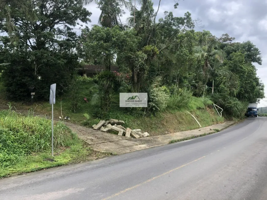 Foto 1 de Lote/Terreno com 1 Quarto à venda, 81091m² em Atiradores, Joinville