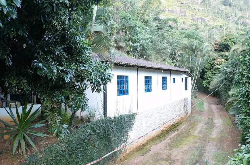 Foto 1 de Fazenda/Sítio com 3 Quartos à venda, 70000m² em Zona Rural, Domingos Martins