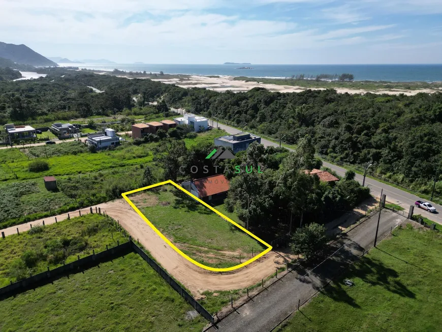 Foto 1 de Lote/Terreno à venda, 422m² em Siriú, Garopaba